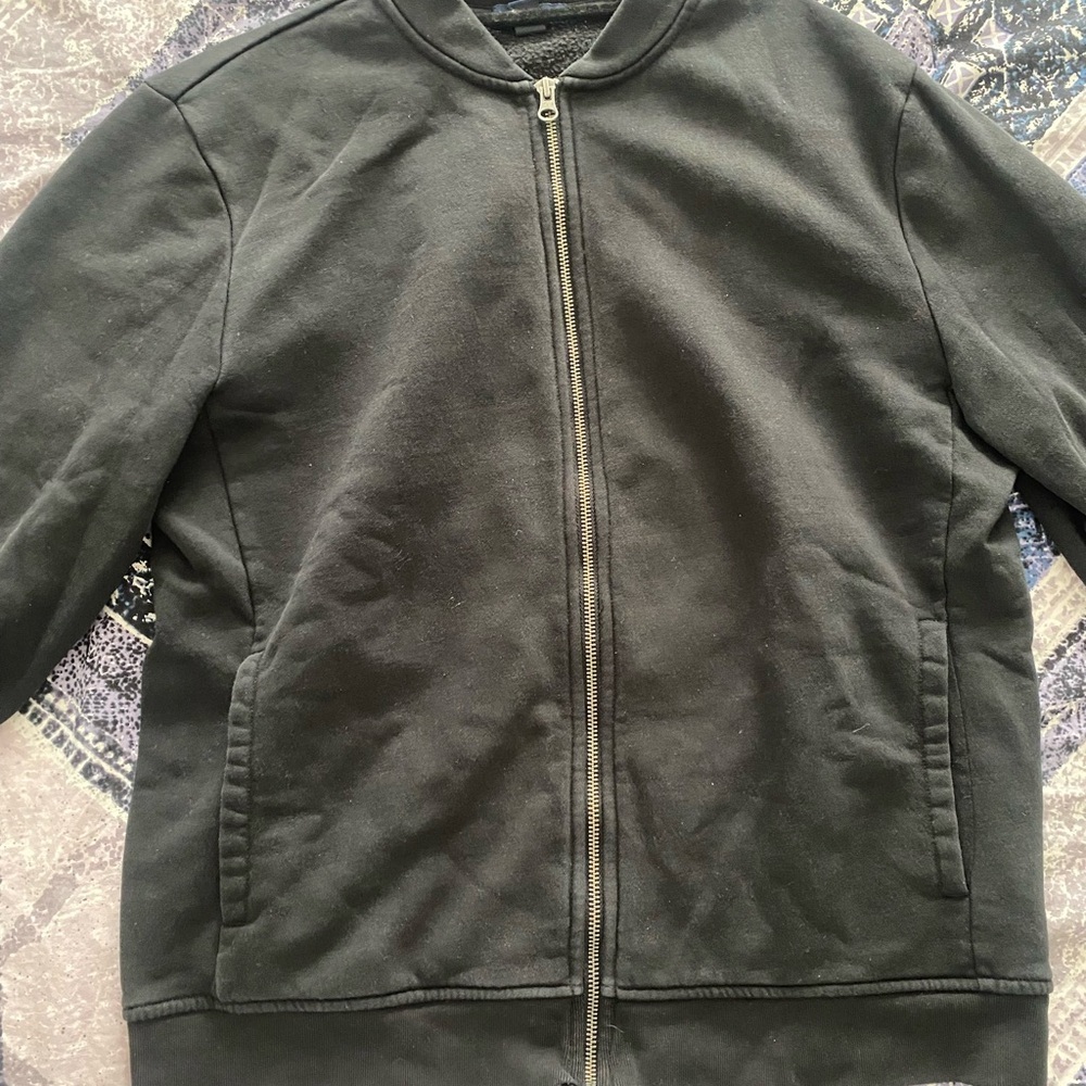 GAP Men's Black Zip-Up Sweater